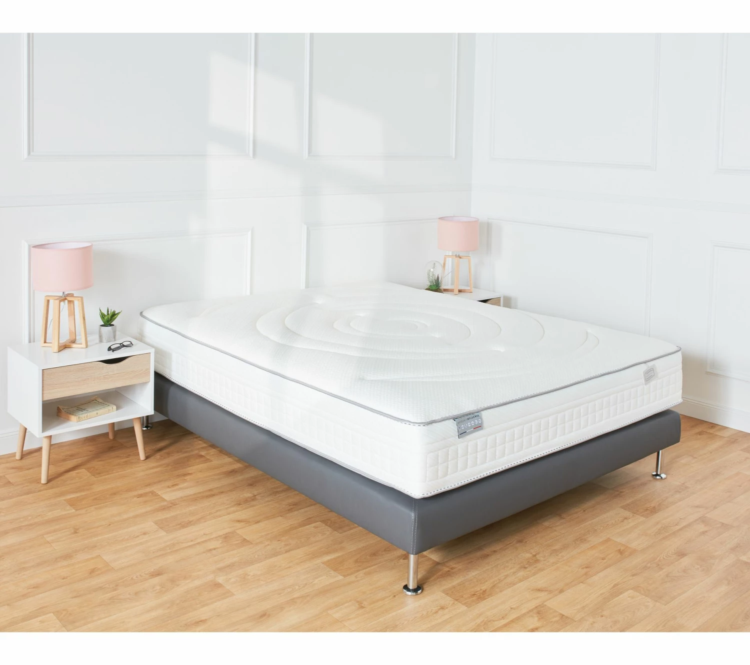 Remise ⭐ Sommier gris 140x190 cm SIMMONS DECO PU 2 ✨ 1 Remise ⭐ Sommier gris 140x190 cm SIMMONS DECO PU 2 ✨